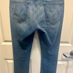 Mother The Runaway Step Fray Jeans In Leaps And Bounds Size 32